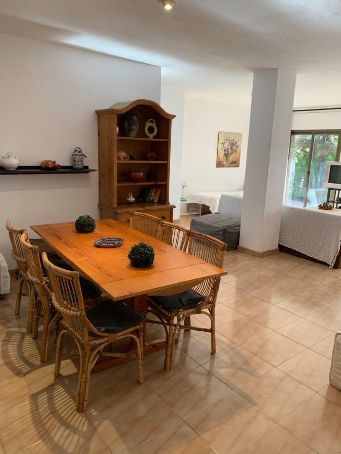 Apartamento - Wifi Free - Frente Al Mar Салоу Екстериор снимка